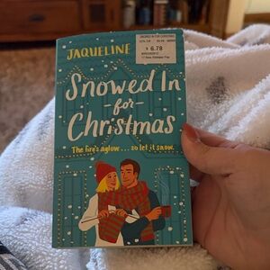 Snowed In for Christmas by Jaqueline Snowe